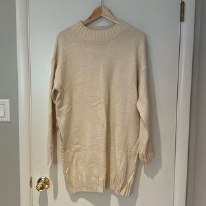 Cream Long Sweater by Abound Size M NWT
